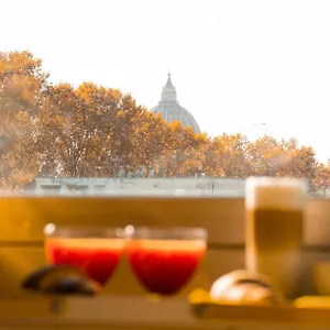 Bed & Breakfast Terrazza Urania - Penthouse Terrace With 360 View Of, Roma