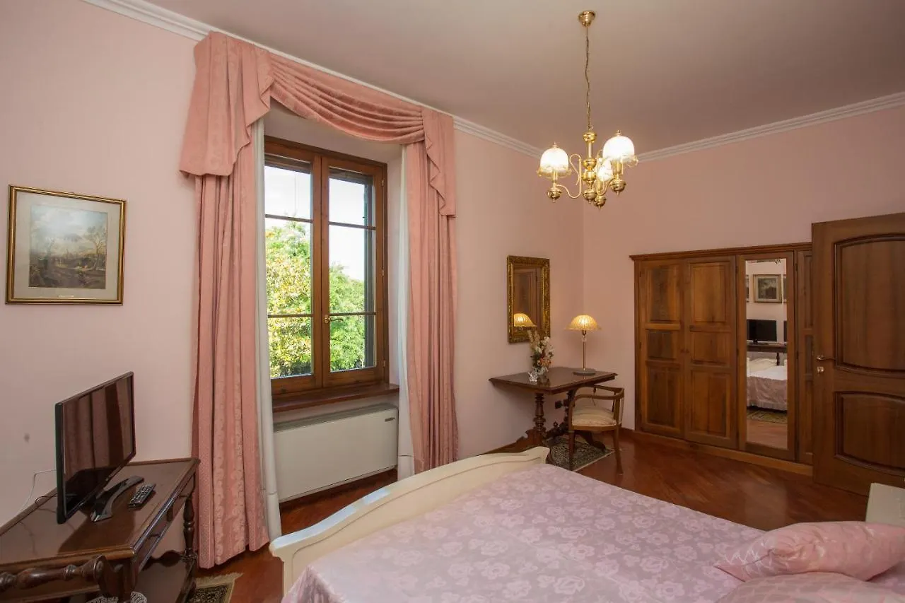 La Villa delle Rose Roma Bed & Breakfast