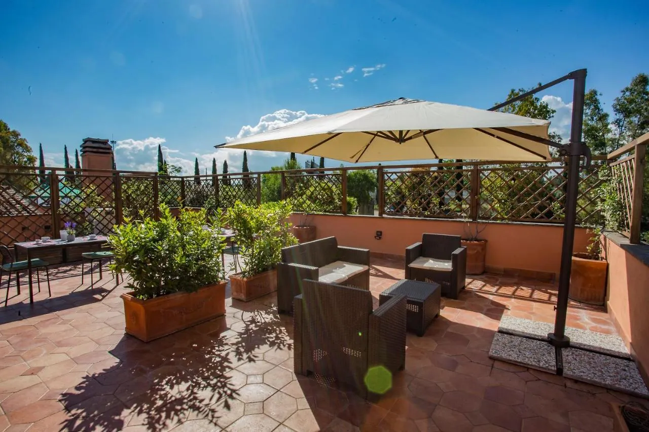 La Villa Delle Rose Rome Bed & Breakfast